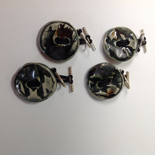 Large Button Tie 232