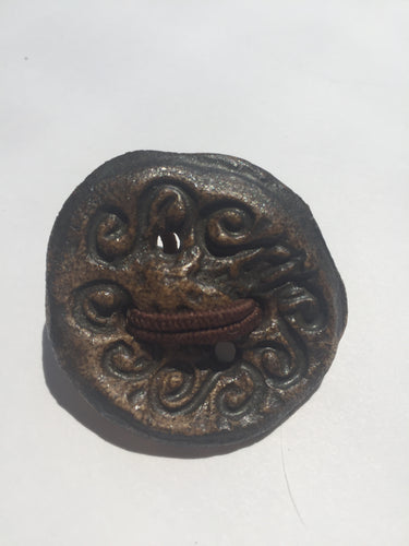 Large Button Tie 105